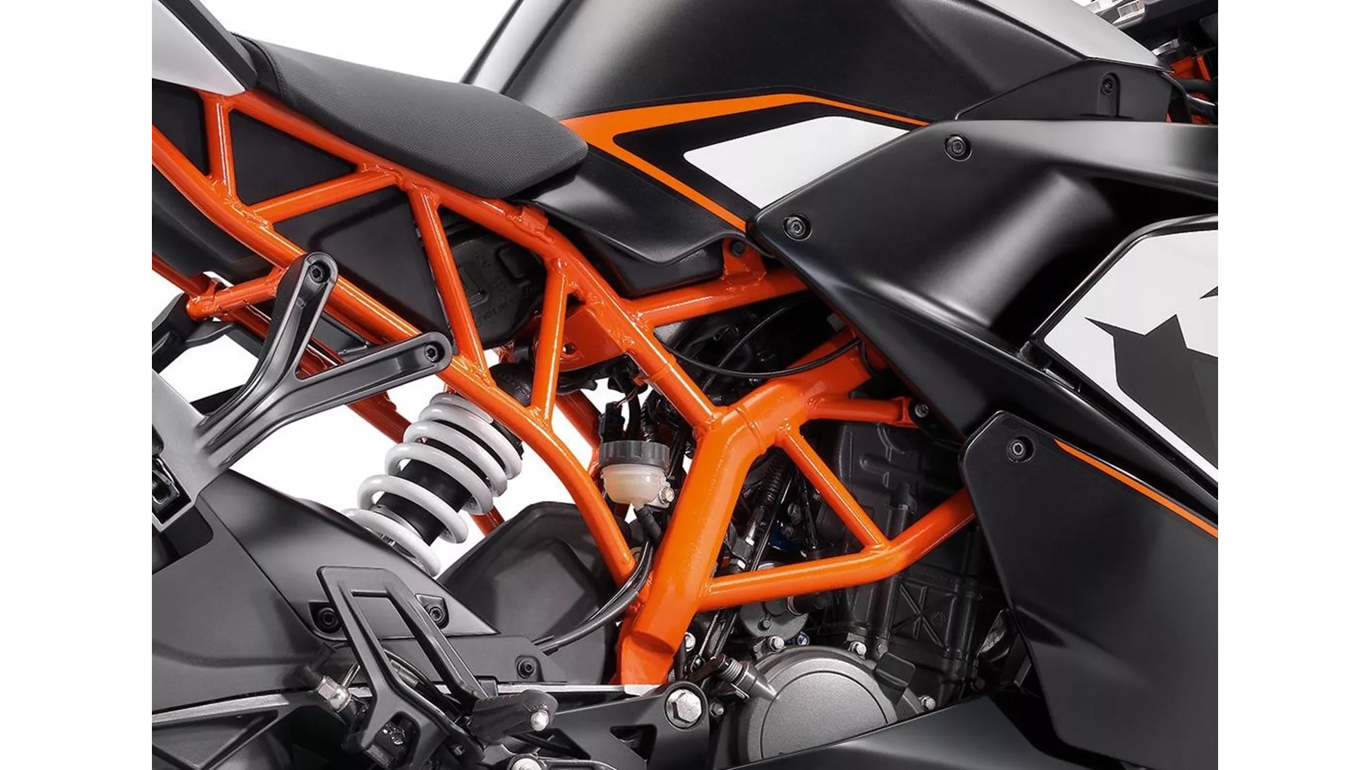 KTM RC 200 - Image 6 KTM RC 200 - Image 6