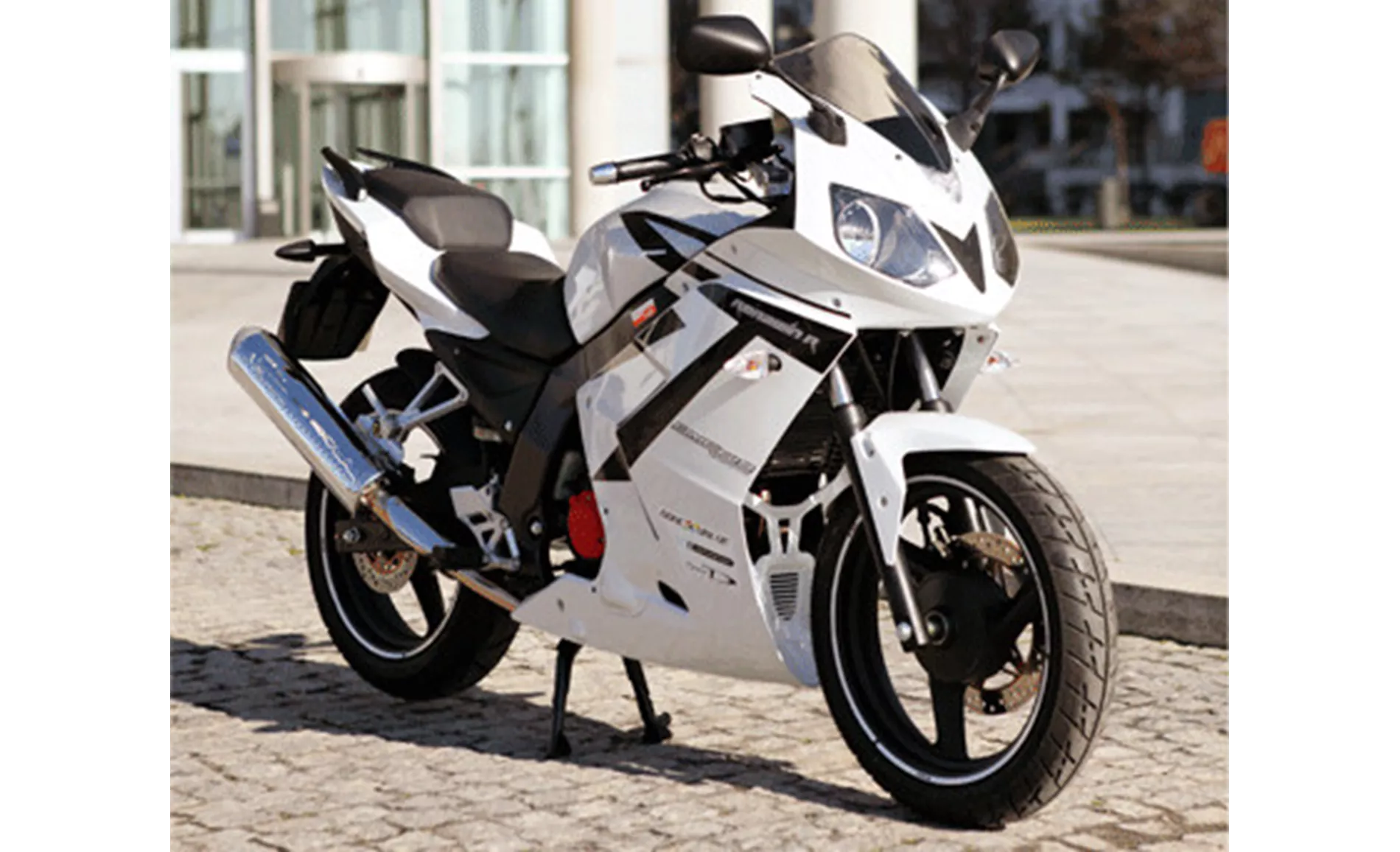 Daelim Roadwin 125 R 2014 Daelim Roadwin 125 R 2014