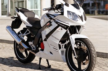 Daelim Roadwin 125 R 2014 - Bild 3