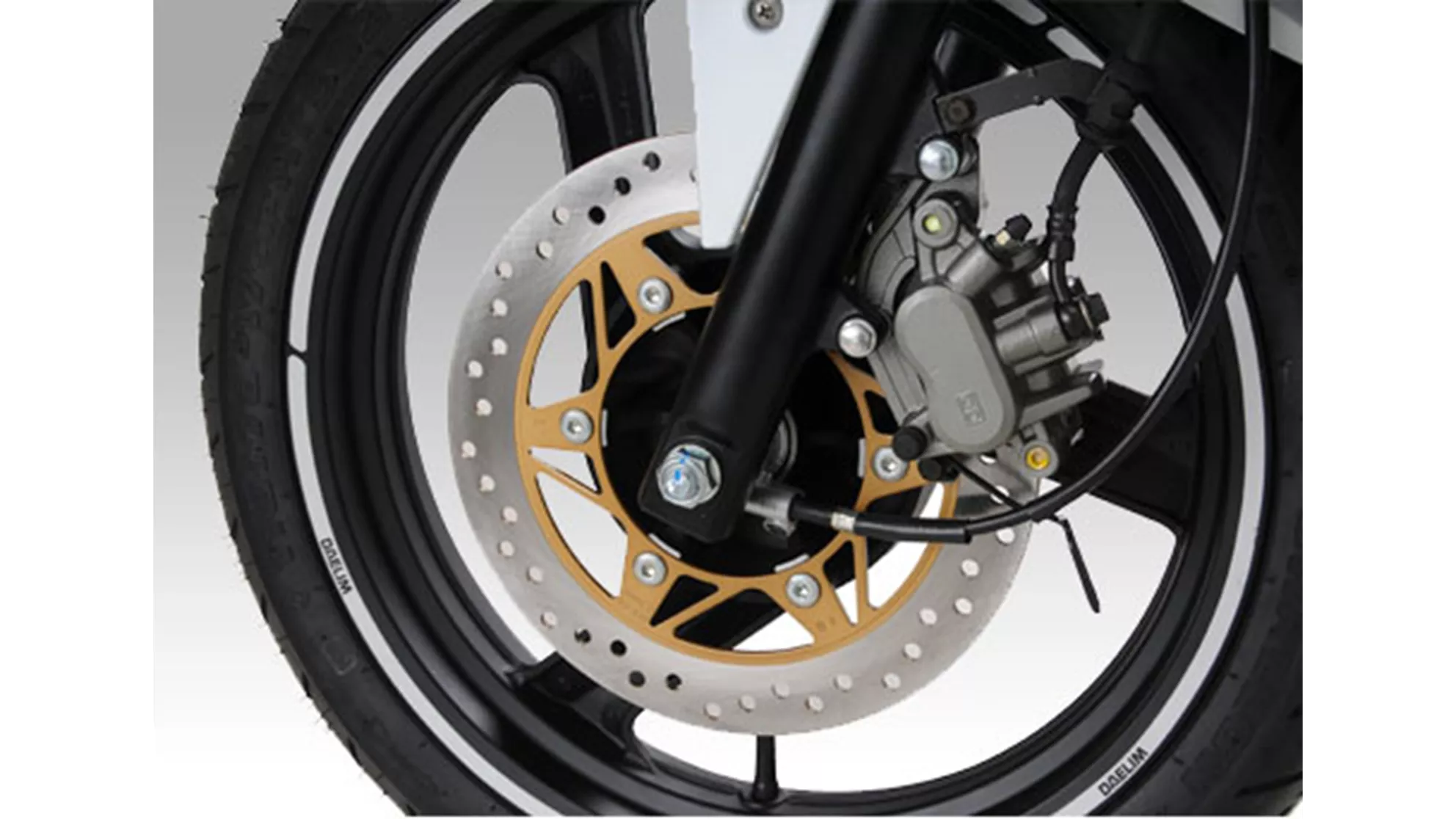 Daelim Roadwin 125 R - Image 9 Daelim Roadwin 125 R - Image 9