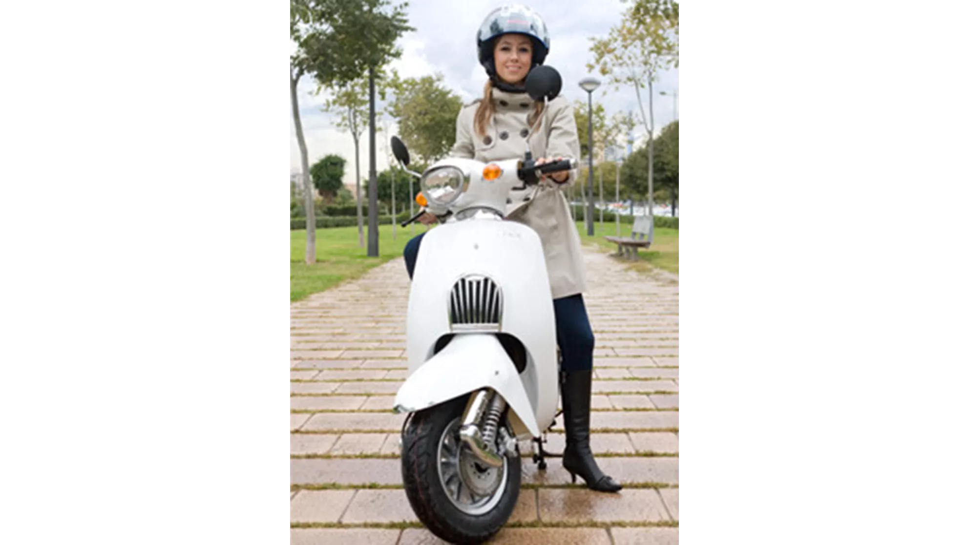 Daelim Besbi 125 - Image 2 Daelim Besbi 125 - Image 2