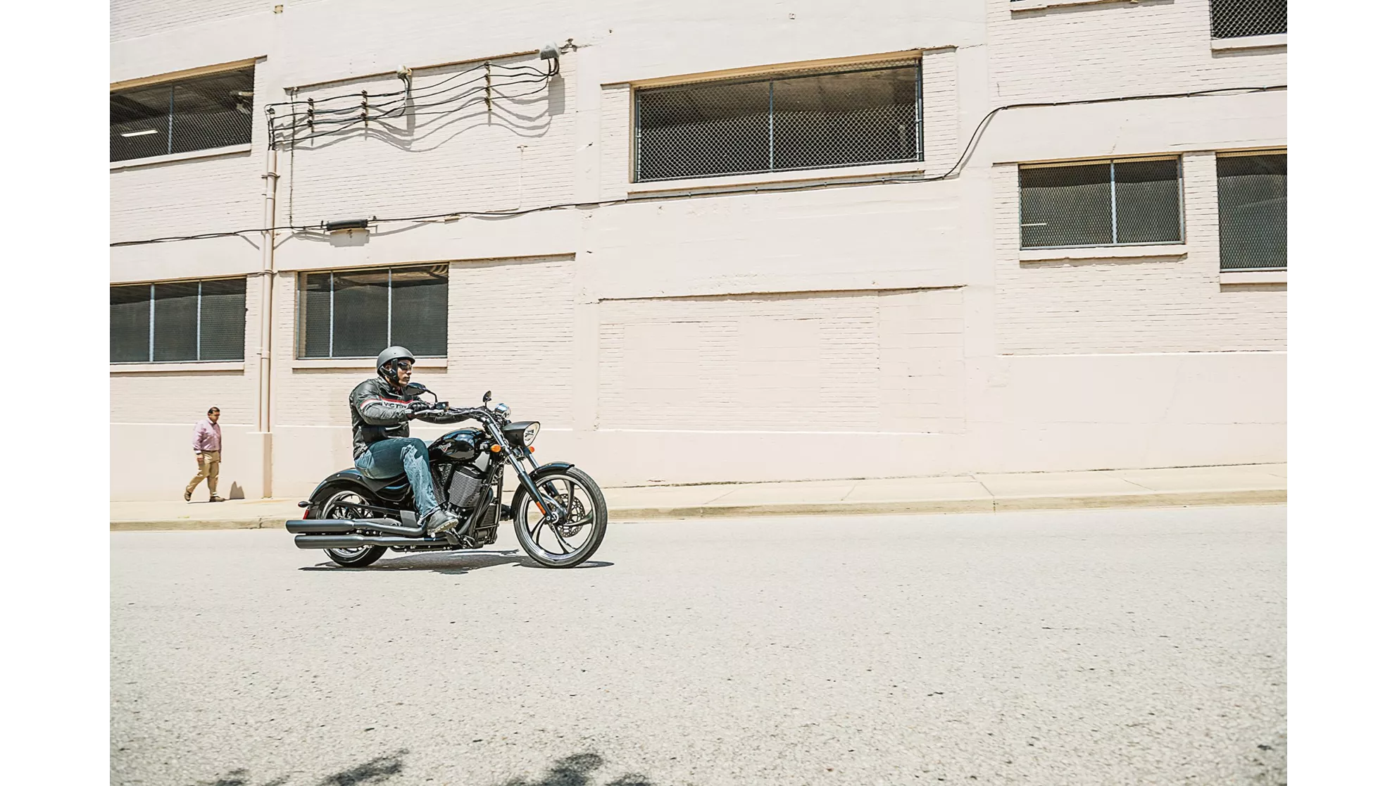 Victory Vegas 8-Ball - Image 1 Victory Vegas 8-Ball - Image 1