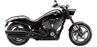 Victory Hammer 8-Ball 2014 vs Indian Chief Dark Horse 2021