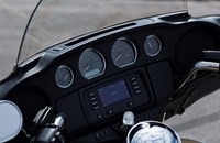 Harley-Davidson Electra Glide Classic FLHTC 2014 - Bild 3