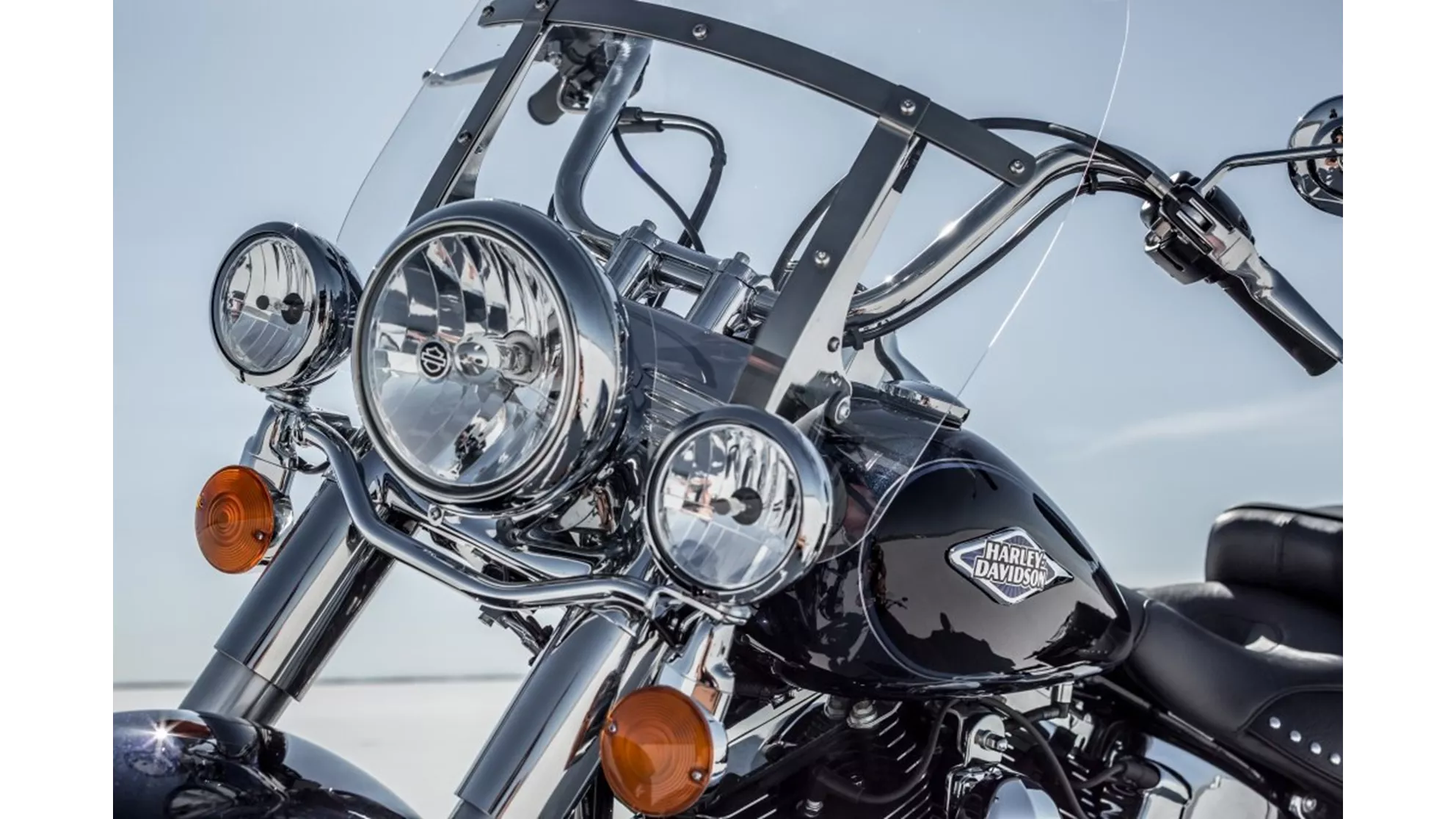 Harley-Davidson Softail Heritage Classic FLSTC - Image 3 Harley-Davidson Softail Heritage Classic FLSTC - Image 3