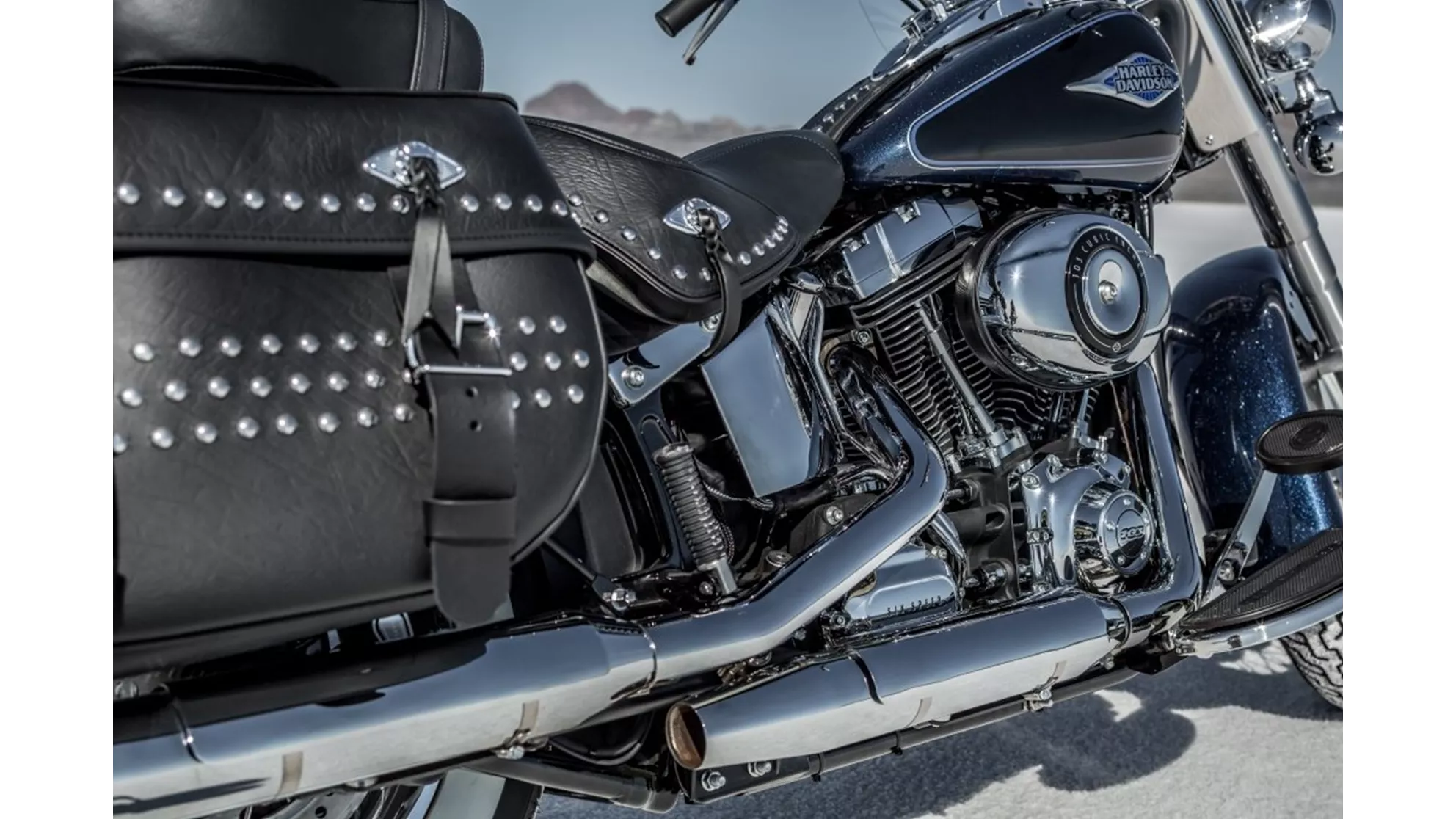 Harley-Davidson Softail Heritage Classic FLSTC - Image 4 Harley-Davidson Softail Heritage Classic FLSTC - Image 4