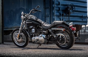 Harley-Davidson Dyna Super Glide Custom FXDC 2014 - Bild 2
