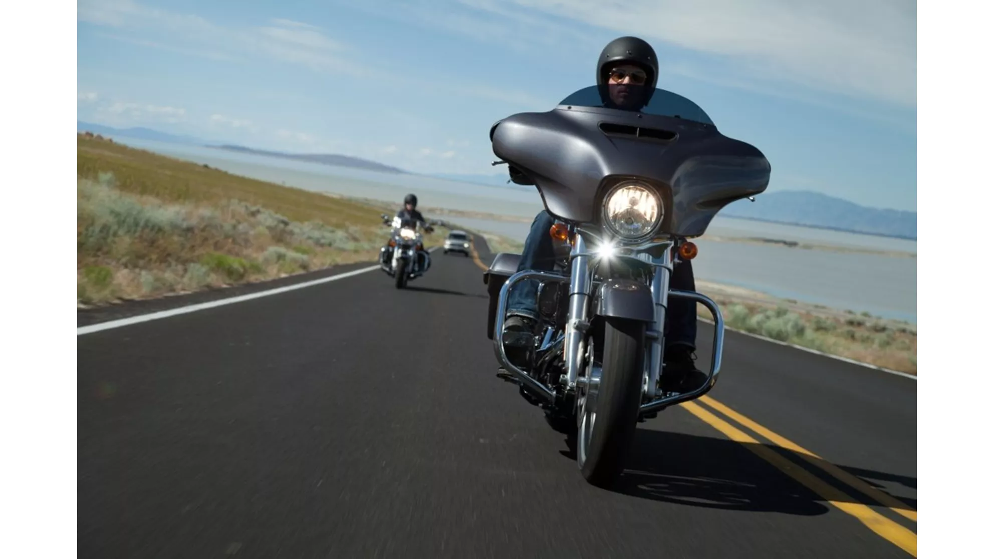 Harley-Davidson Street Glide FLHX - Image 2 Harley-Davidson Street Glide FLHX - Image 2