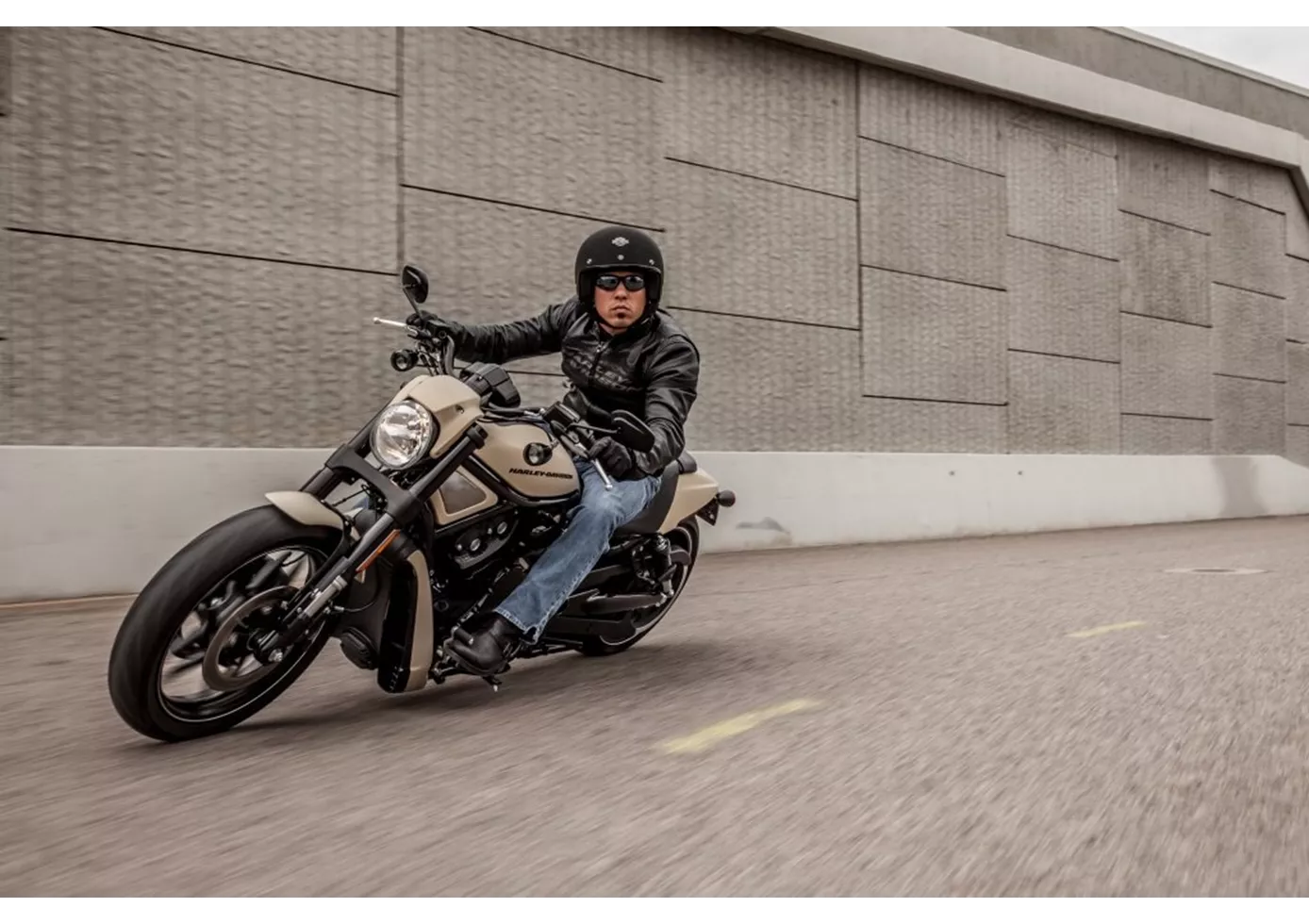 Harley-Davidson Night Rod Special VRSCDX 2014 Harley-Davidson Night Rod Special VRSCDX 2014