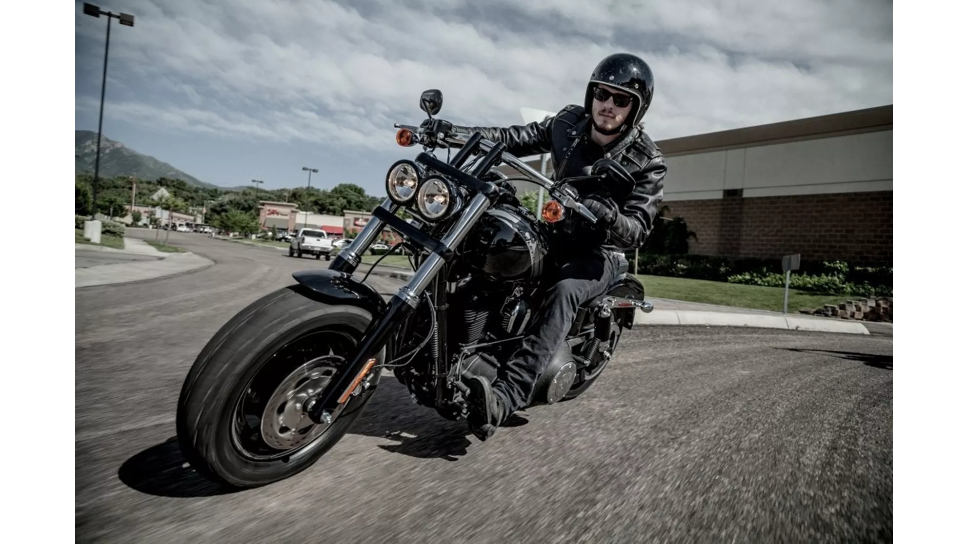 Harley-Davidson Dyna Fat Bob FXDF - Image 13 Harley-Davidson Dyna Fat Bob FXDF - Image 13