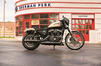 Harley-Davidson Sportster XL 883 N Iron 2014 - Bild 3 Harley-Davidson Sportster XL 883 N Iron 2014 - Bild 3