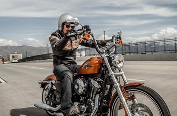 Harley-Davidson Sportster XL 1200 V Seventy-Two 2014 - Bild 10 Harley-Davidson Sportster XL 1200 V Seventy-Two 2014 - Bild 10