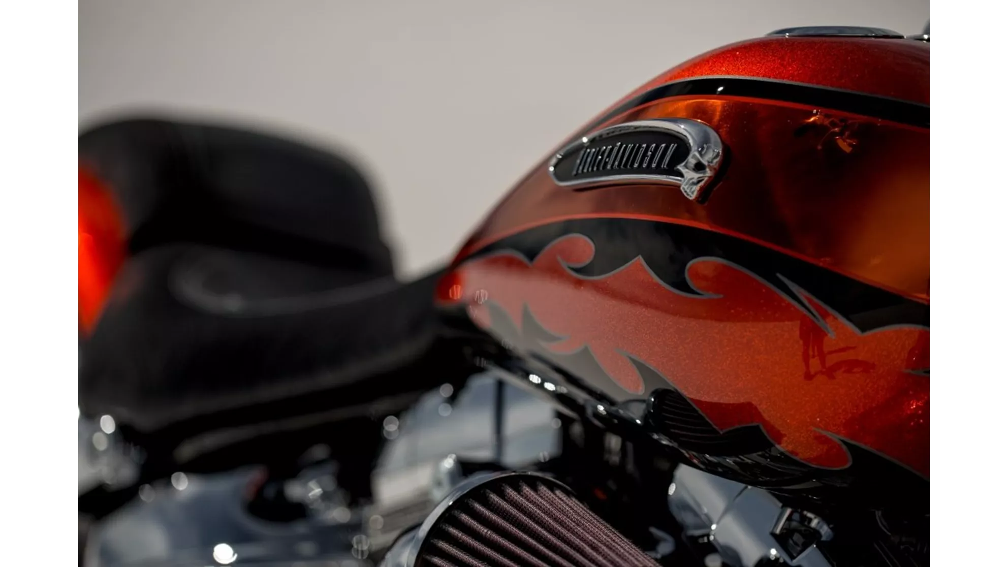 Harley-Davidson CVO Breakout FXSBSE - Immagine 10