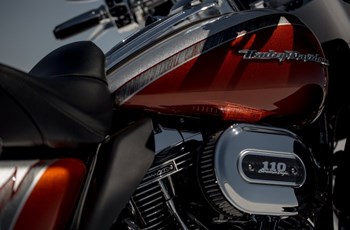Harley-Davidson CVO Ultra Limited FLHTKSE 2014 - Bild 7
