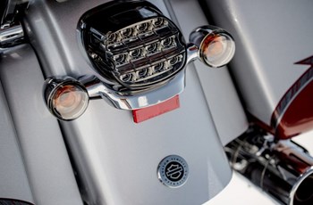 Harley-Davidson CVO Ultra Limited FLHTKSE 2014 - Bild 8