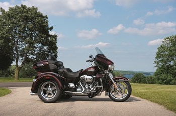 Harley-Davidson Tri Glide Ultra Classic FLHTCUTG 2014 - Bild 7