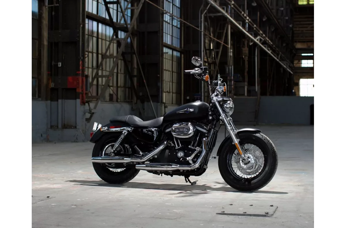 Harley-Davidson Sportster XL 1200CB Harley-Davidson Sportster XL 1200CB