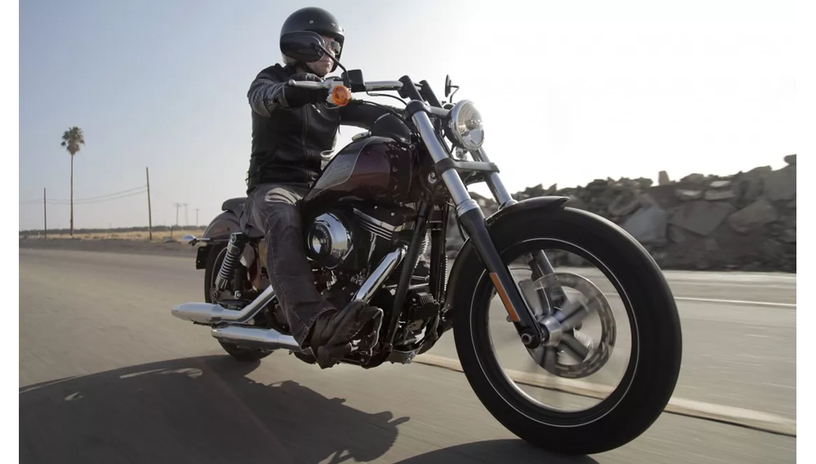 Harley-Davidson Dyna Street Bob Special 2014