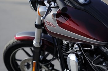 Harley-Davidson Dyna Street Bob Special 2014 - Bild 8 Harley-Davidson Dyna Street Bob Special 2014 - Bild 8