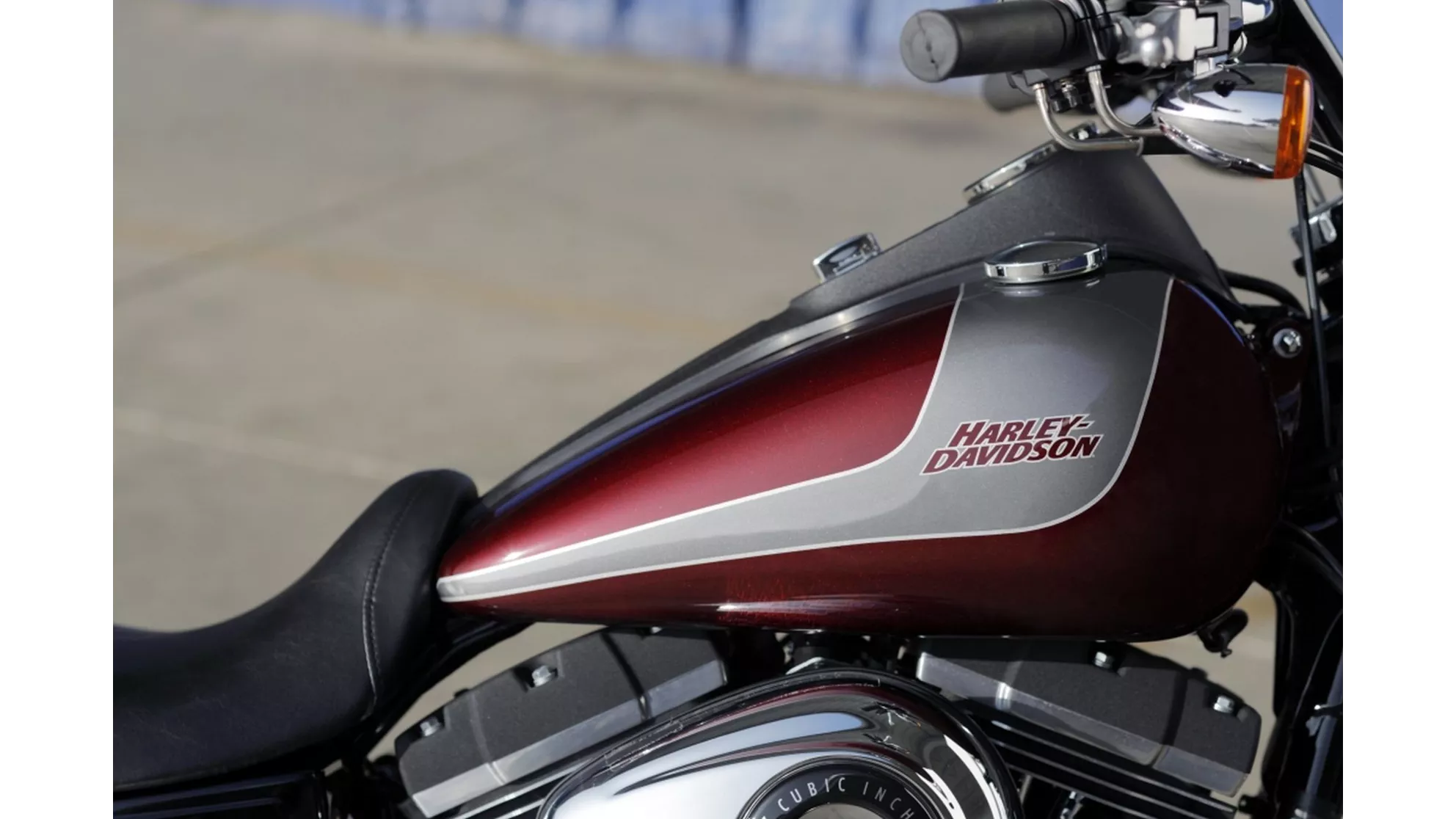 Harley-Davidson Dyna Street Bob Special - Image 6 Harley-Davidson Dyna Street Bob Special - Image 6