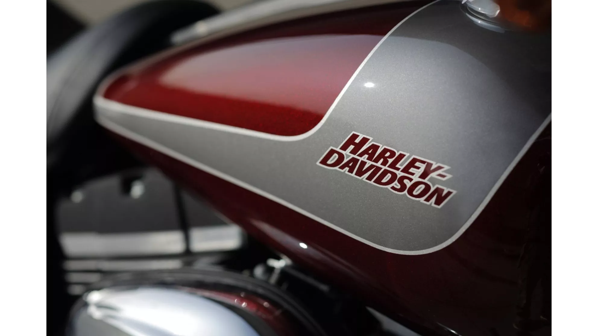 Harley-Davidson Dyna Street Bob Special - Image 7 Harley-Davidson Dyna Street Bob Special - Image 7