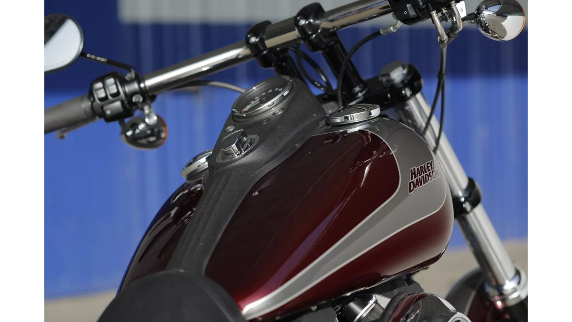 Harley-Davidson Dyna Street Bob Special - Image 8 Harley-Davidson Dyna Street Bob Special - Image 8