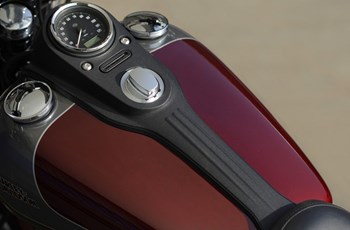 Harley-Davidson Dyna Street Bob Special 2014 - Bild 12 Harley-Davidson Dyna Street Bob Special 2014 - Bild 12