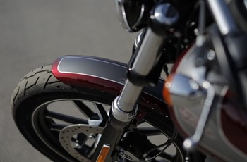 Harley-Davidson Dyna Street Bob Special 2014 - Bild 16 Harley-Davidson Dyna Street Bob Special 2014 - Bild 16