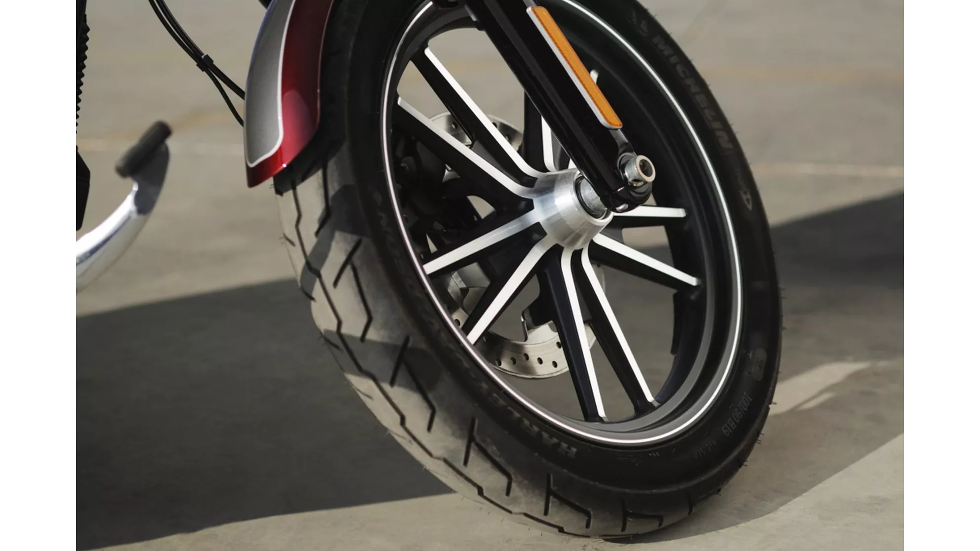 Harley-Davidson Dyna Street Bob Special - Image 14 Harley-Davidson Dyna Street Bob Special - Image 14