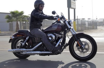 Harley-Davidson Dyna Street Bob Special 2014 - Bild 22 Harley-Davidson Dyna Street Bob Special 2014 - Bild 22