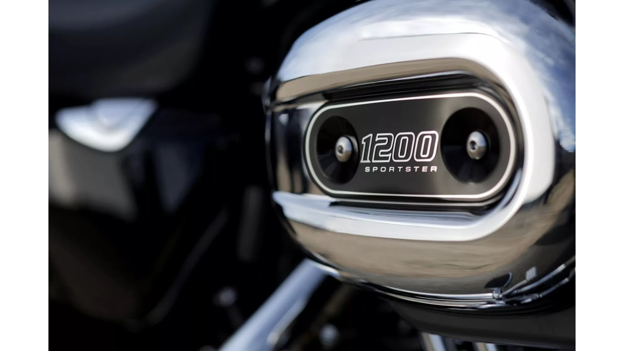 Harley-Davidson Sportster XL 1200T SuperLow - Image 2 Harley-Davidson Sportster XL 1200T SuperLow - Image 2