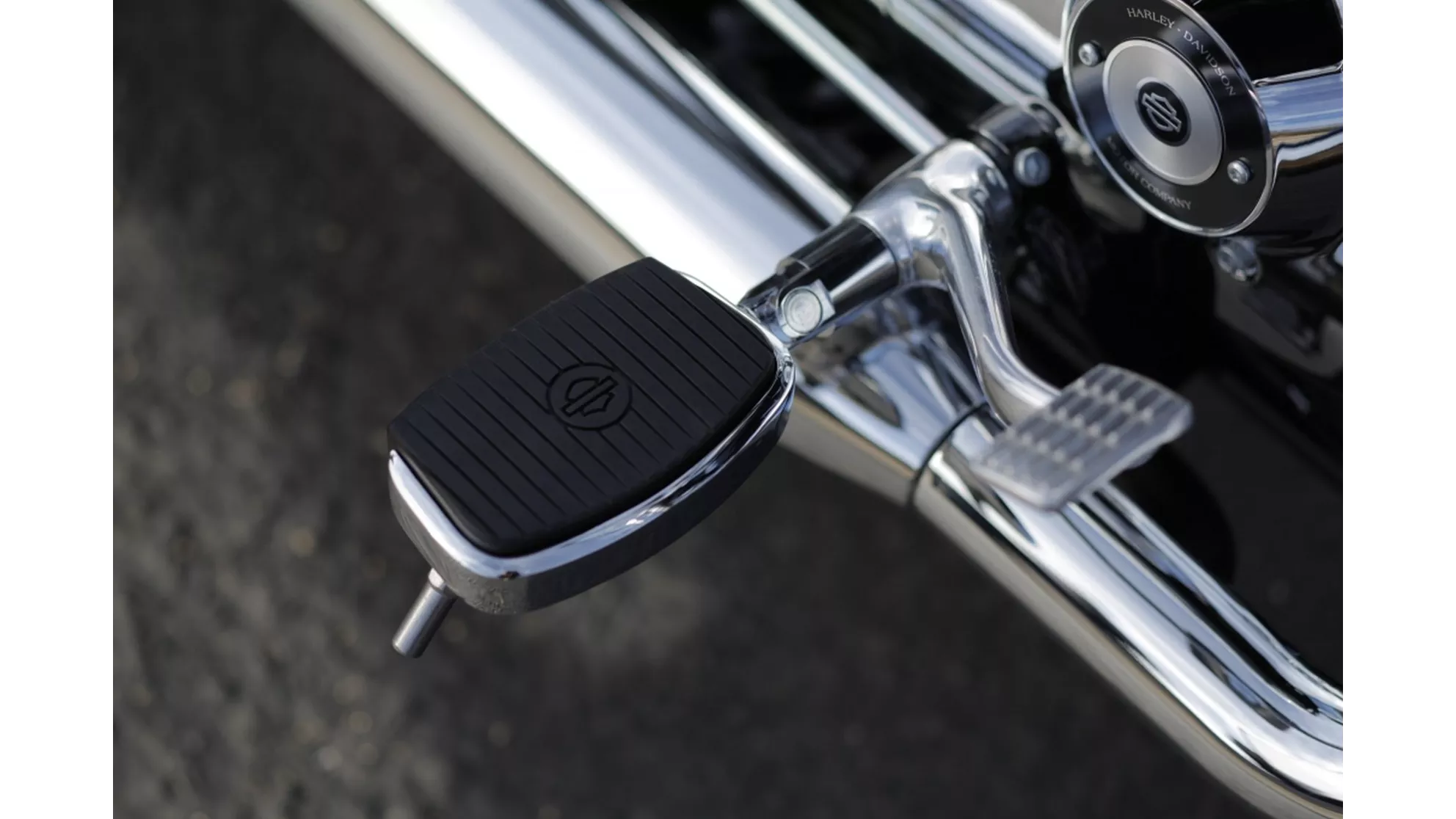 Harley-Davidson Sportster XL 1200T SuperLow - Image 3 Harley-Davidson Sportster XL 1200T SuperLow - Image 3