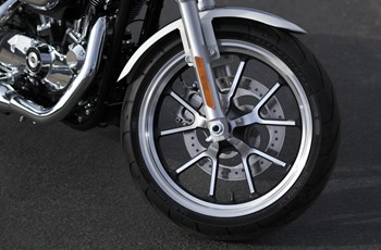 Harley-Davidson Sportster XL 1200T SuperLow 2014 - Bild 8 Harley-Davidson Sportster XL 1200T SuperLow 2014 - Bild 8