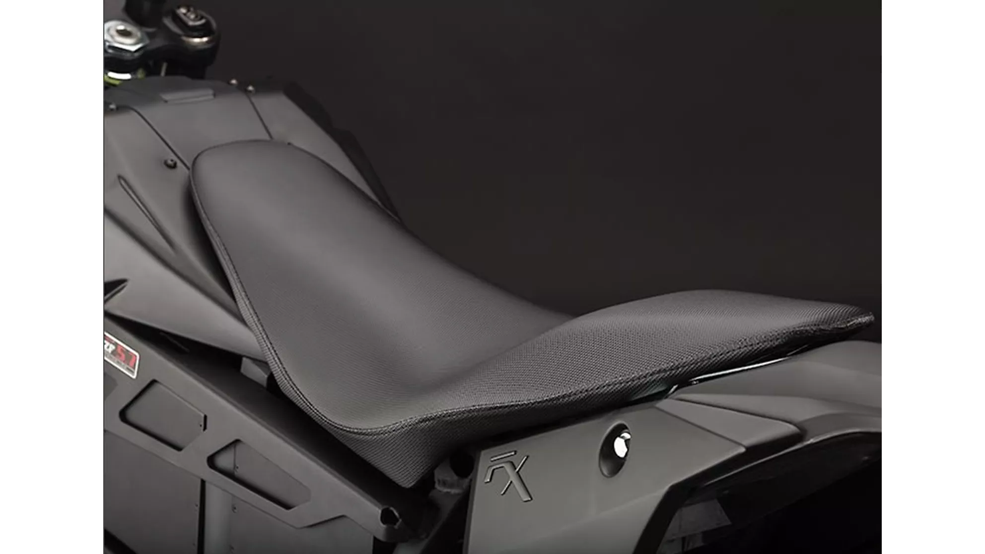 Zero FX ZF2.8 - Image 4 Zero FX ZF2.8 - Image 4