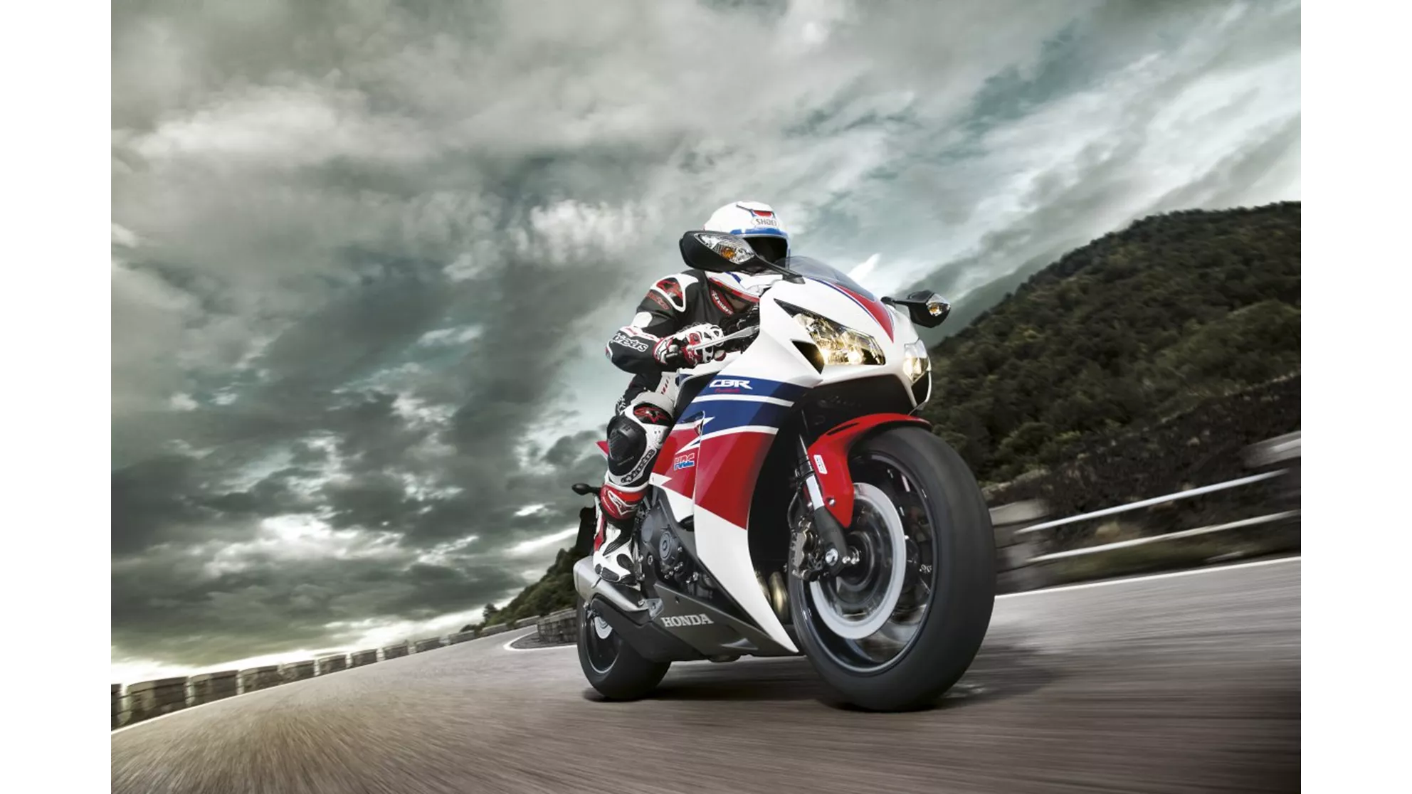 Honda CBR1000RR Fireblade - Image 1 Honda CBR1000RR Fireblade - Image 1