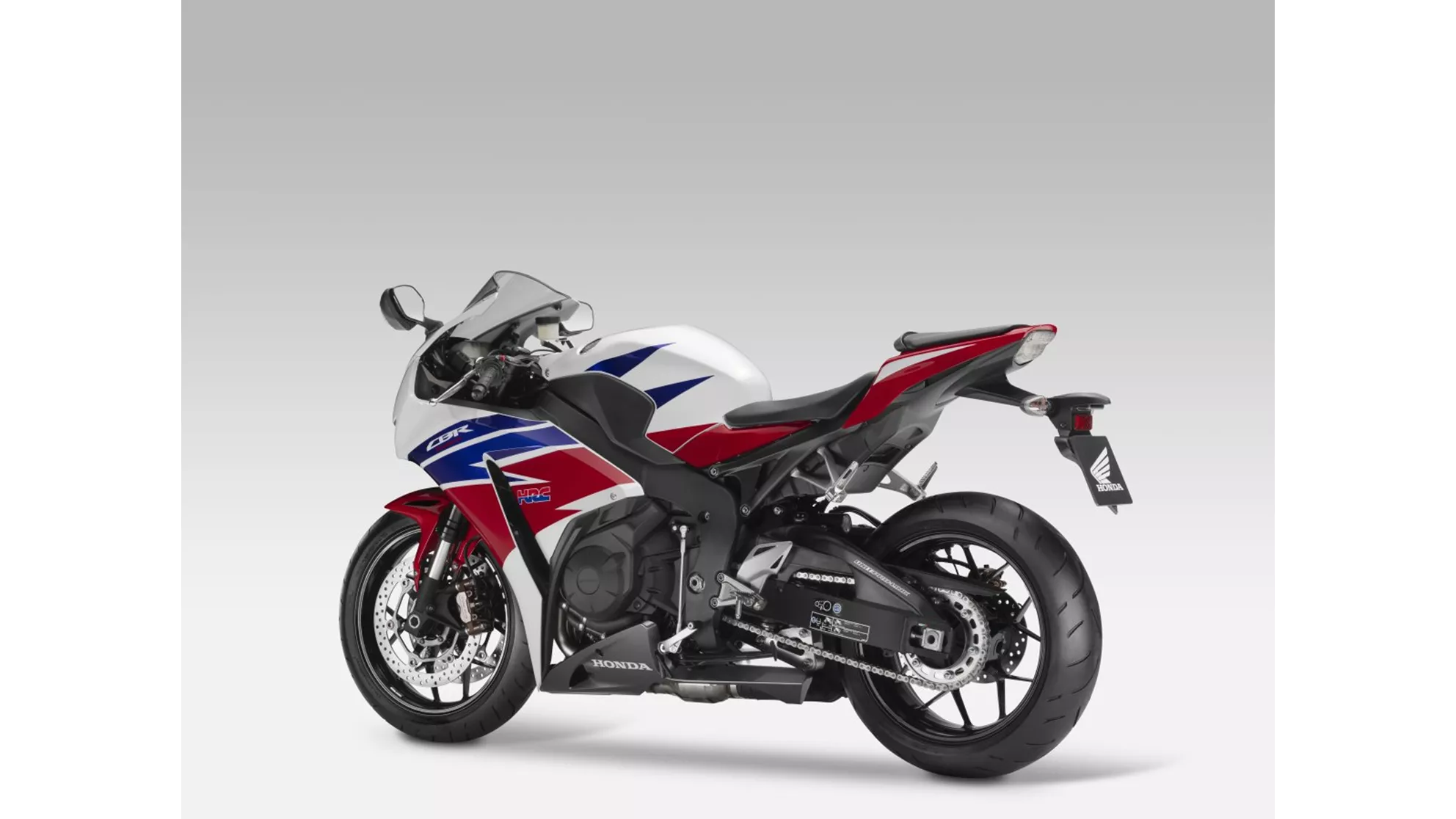 Honda CBR1000RR Fireblade - Image 7 Honda CBR1000RR Fireblade - Image 7