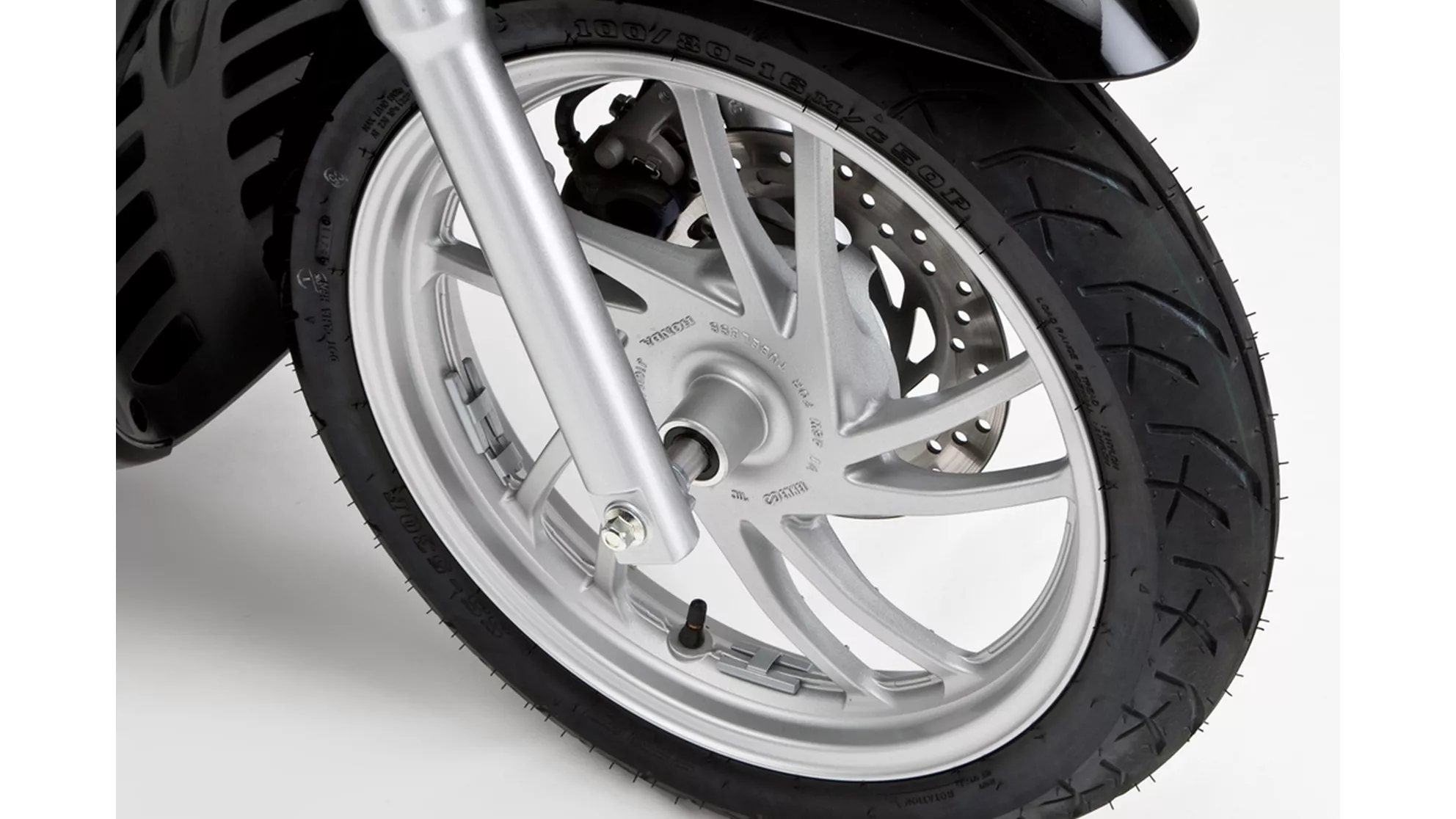 Honda SH125i - Image 7 Honda SH125i - Image 7