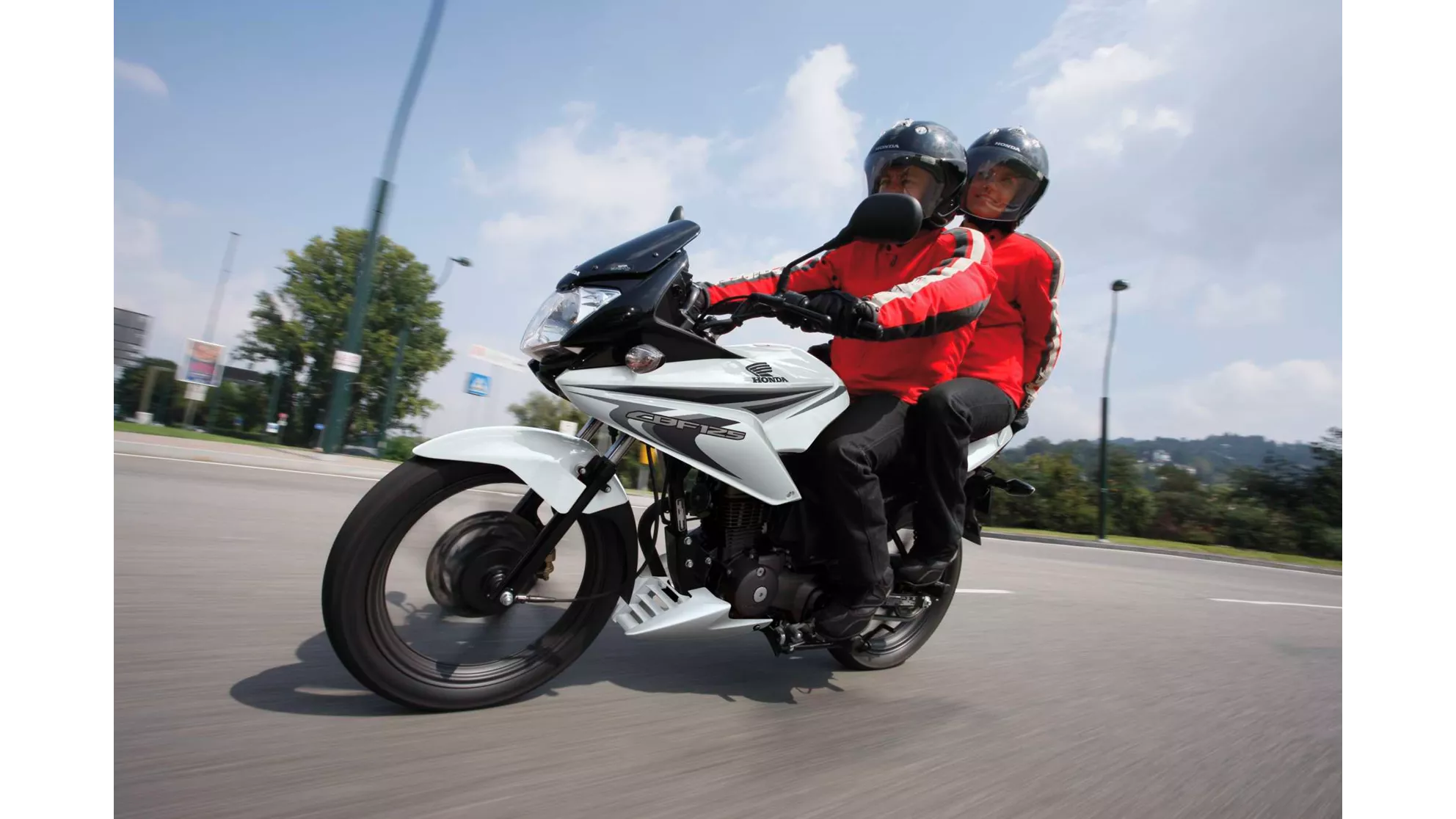 Honda CBF 125 - Image 8 Honda CBF 125 - Image 8