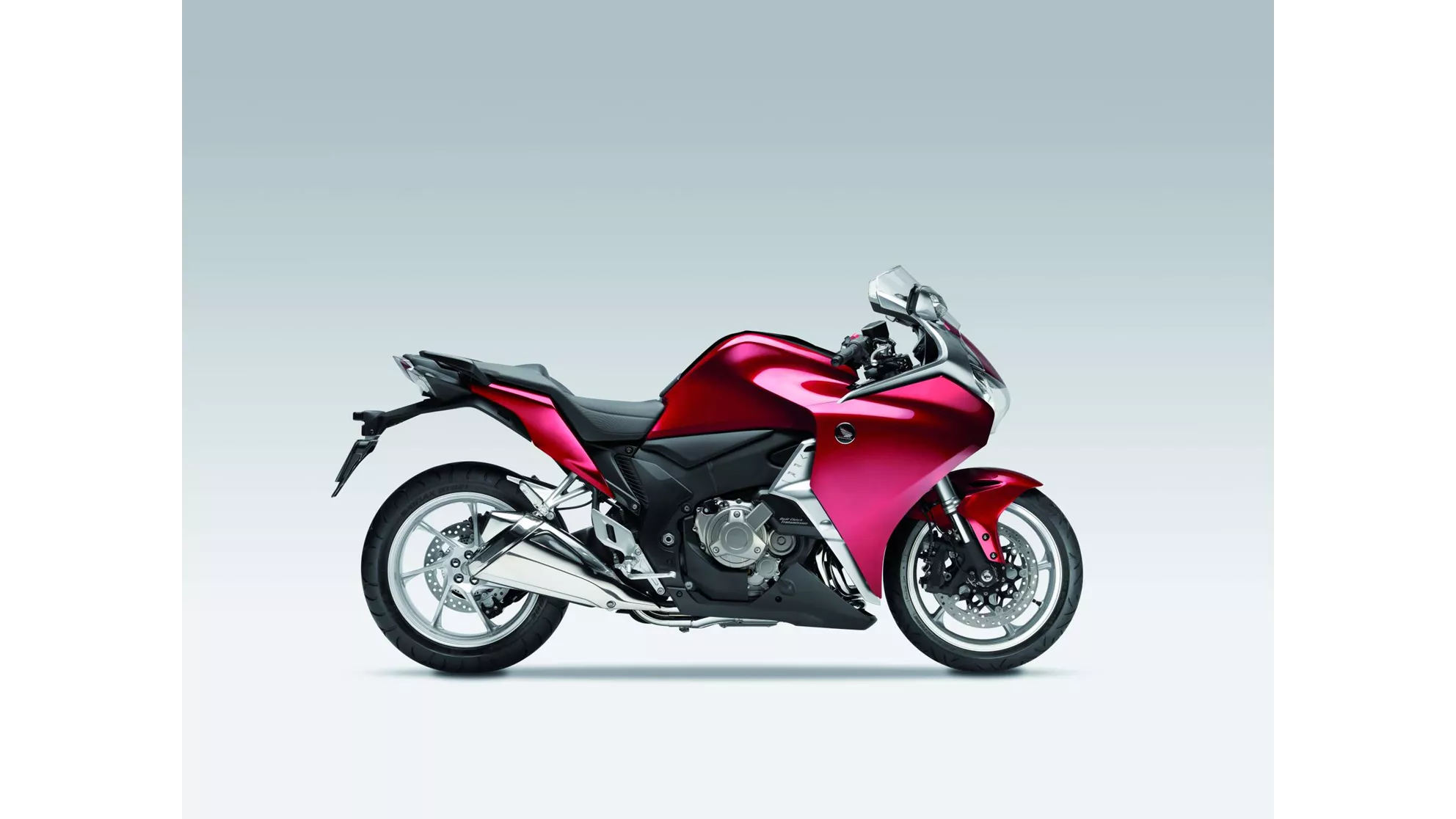 Honda VFR 1200 F - Image 4 Honda VFR 1200 F - Image 4