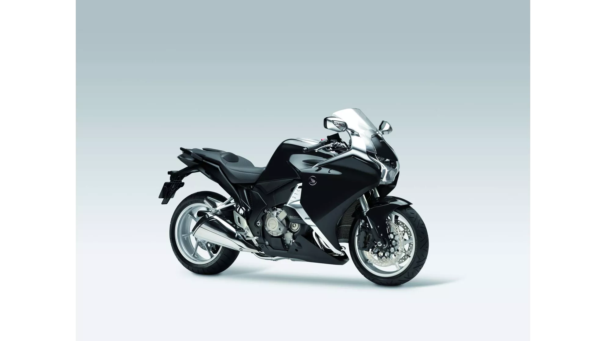 Honda VFR 1200 F - Image 9 Honda VFR 1200 F - Image 9