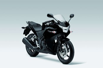 Honda CBR 250 R 2014 - Bild 3 Honda CBR 250 R 2014 - Bild 3