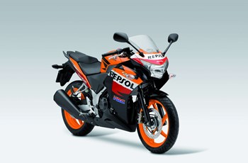 Honda CBR 250 R 2014 - Bild 4 Honda CBR 250 R 2014 - Bild 4