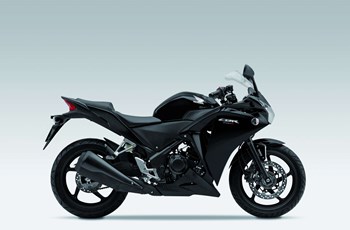 Honda CBR 250 R 2014 - Bild 6 Honda CBR 250 R 2014 - Bild 6