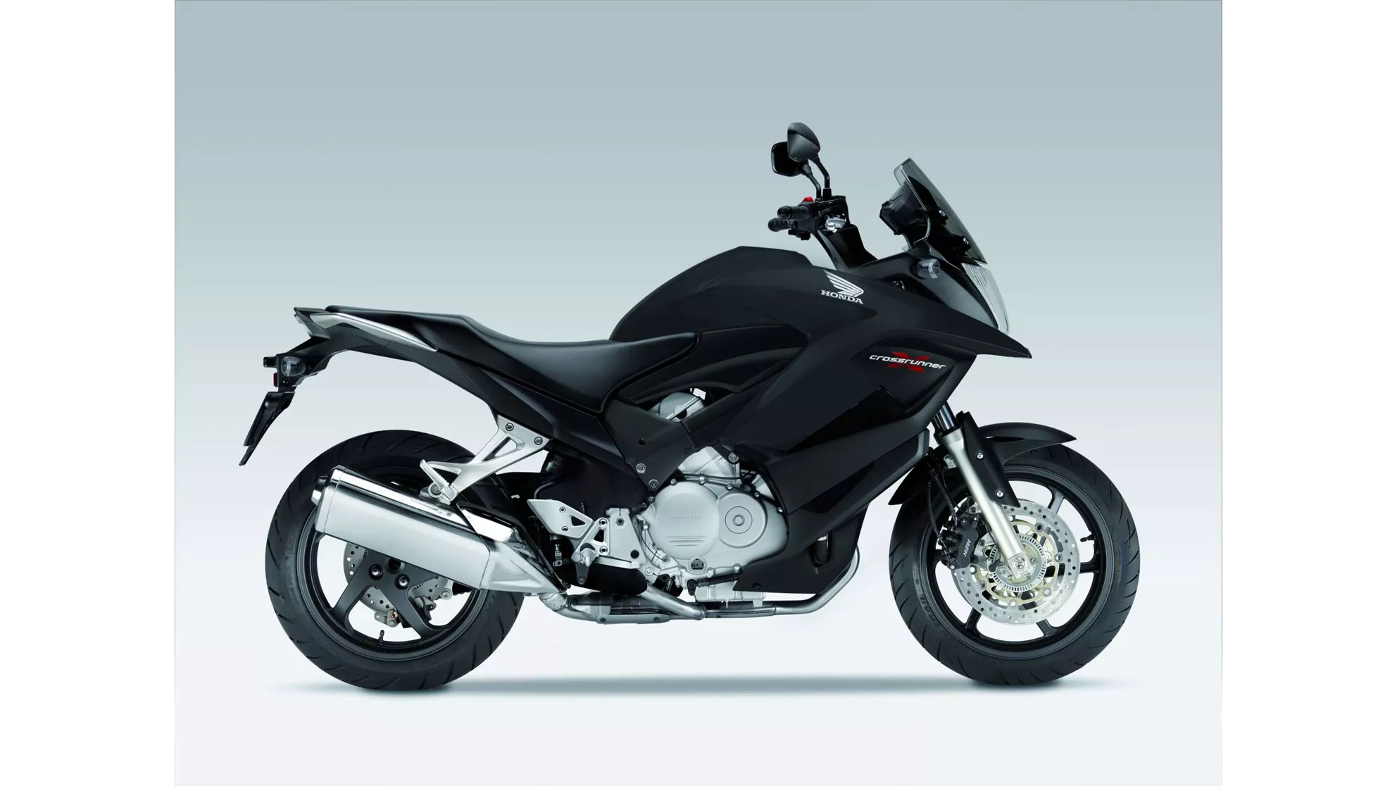 Honda VFR800X Crossrunner - Image 2 Honda VFR800X Crossrunner - Image 2