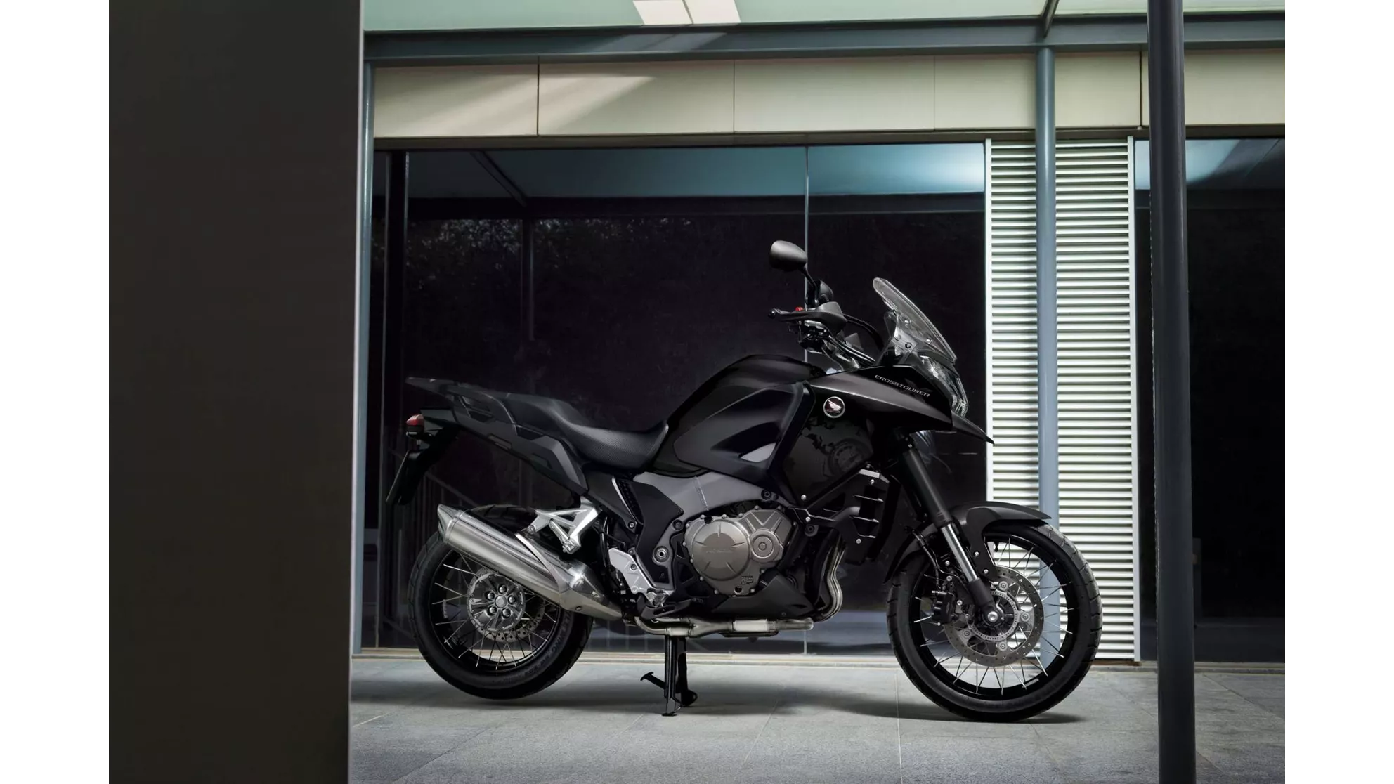 Honda VFR1200X Crosstourer - Image 5 Honda VFR1200X Crosstourer - Image 5