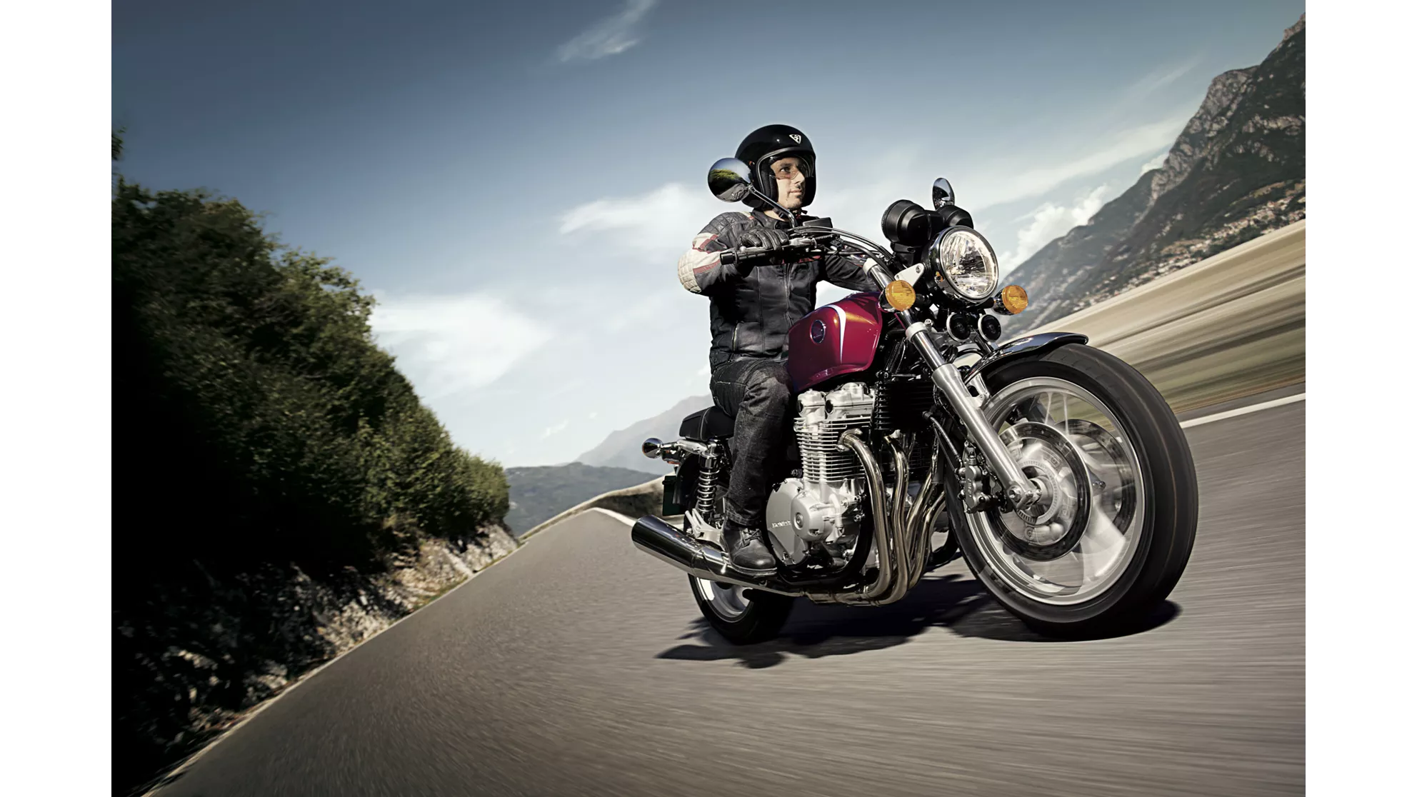 Honda CB 1100 - Image 1 Honda CB 1100 - Image 1