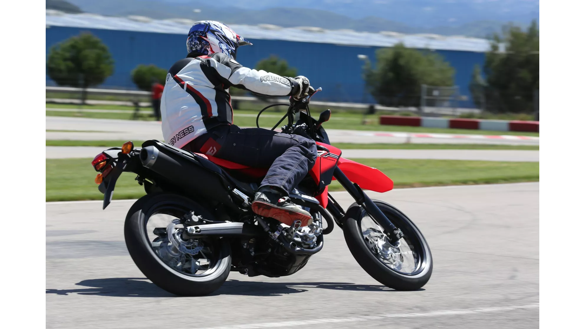 Honda CRF250M - Image 9 Honda CRF250M - Image 9