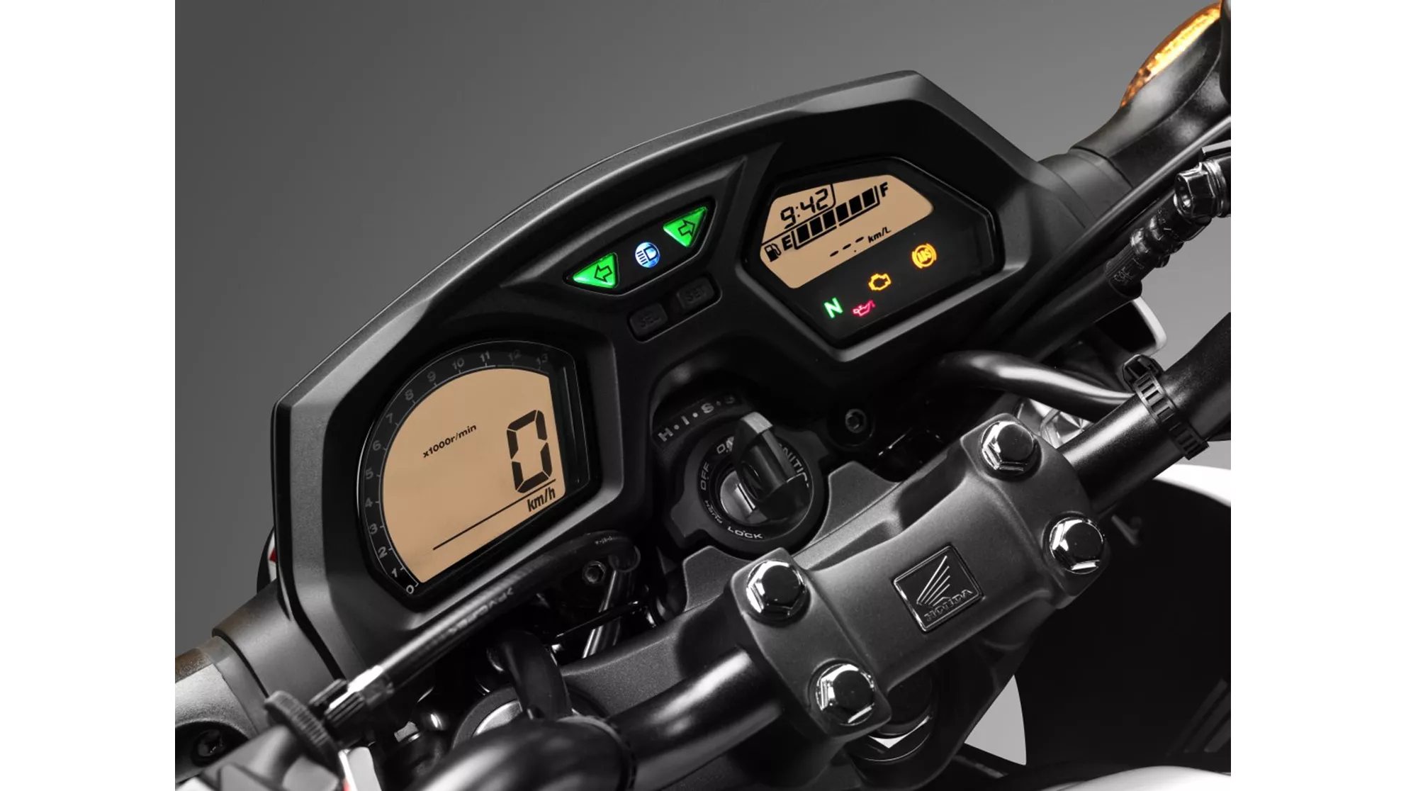 Honda CB650F - Image 4 Honda CB650F - Image 4