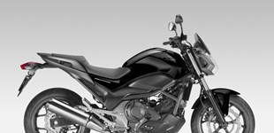 Honda NC750S 2014 vs Honda NT1100 2022