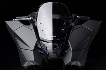 Honda NM4 Vultus 2014 - Bild 10